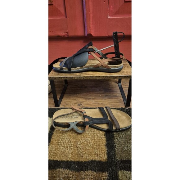NAOT Sz 39 Or US 8 Judith T-Strap Flat Comfort SANDALS  Brown Black Leather EUC - Picture 1 of 7